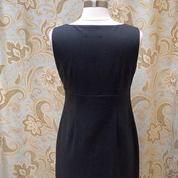 Eliza J NWOT Gray Sleeveless Sheath 10P - Picture 3 of 8